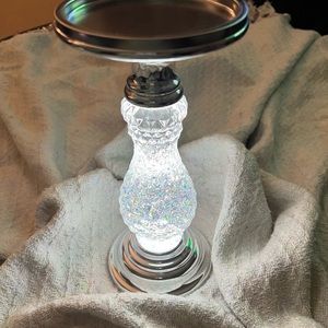 Bath and body works light up candle holder.